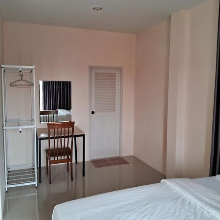 เคทู เกสเฮาส์ Hotel Csonburi Kültér fotó