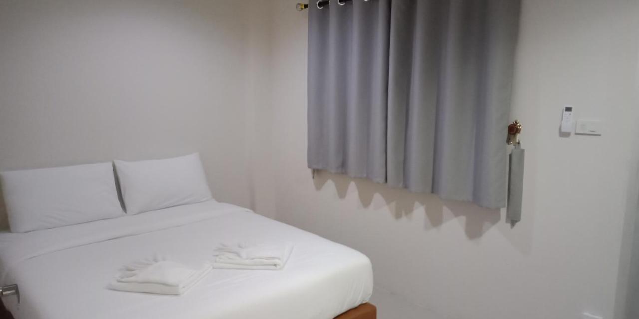 เคทู เกสเฮาส์ Hotel Csonburi Kültér fotó