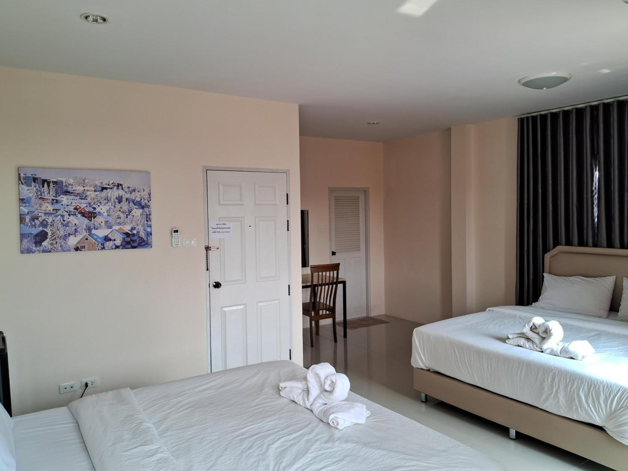 เคทู เกสเฮาส์ Hotel Csonburi Kültér fotó