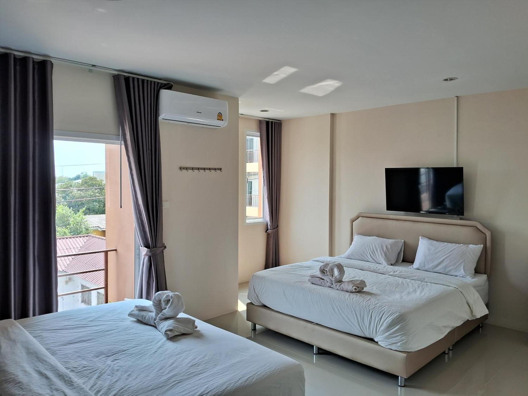 เคทู เกสเฮาส์ Hotel Csonburi Kültér fotó