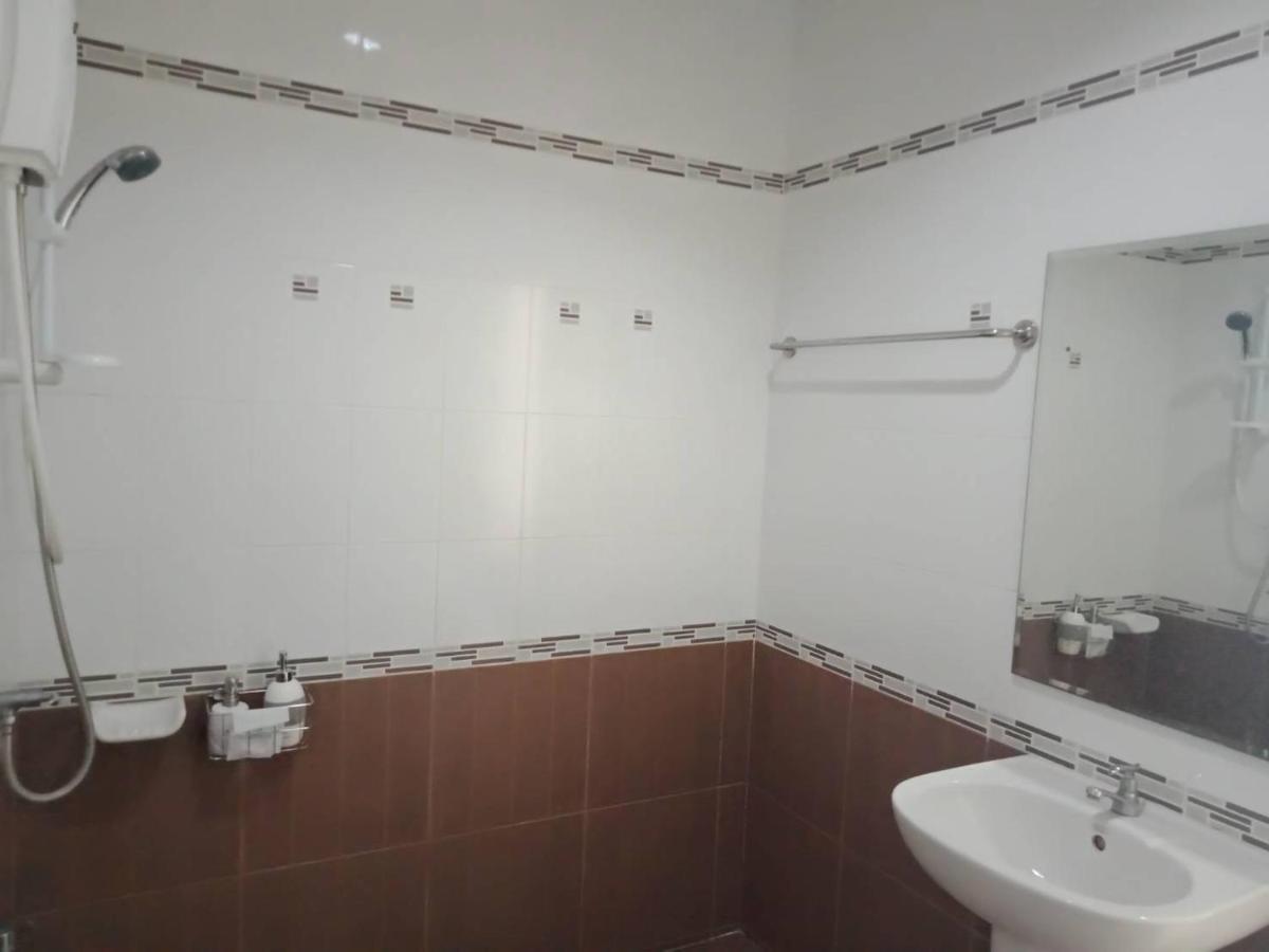 เคทู เกสเฮาส์ Hotel Csonburi Kültér fotó