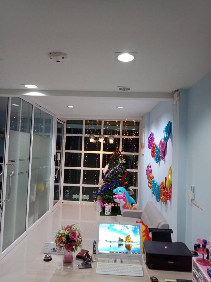 เคทู เกสเฮาส์ Hotel Csonburi Kültér fotó